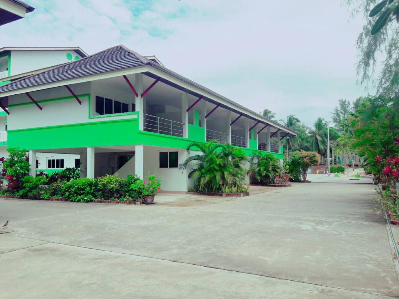 Had Lamae Resort Ban Pak Nam Lamae Eksteriør bilde